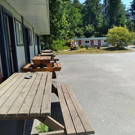 Dolphin Motel Tofino Dış mekan fotoğraf